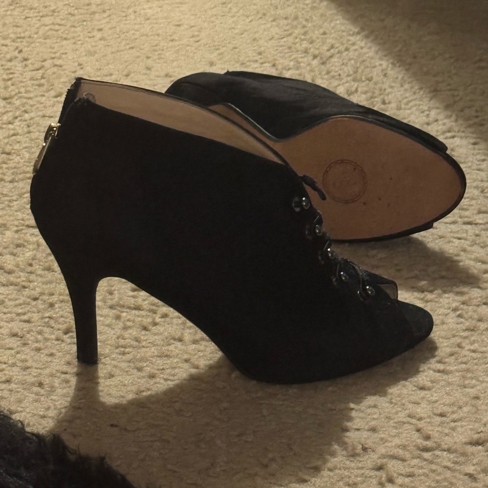 Elegant Black Women's Heeled Ankle Boots